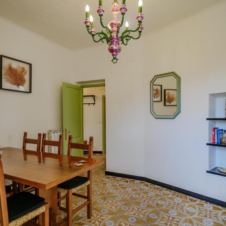 La Casa del Pastenello Family Apartment with AC - Two-Bedroom Apartment - 11