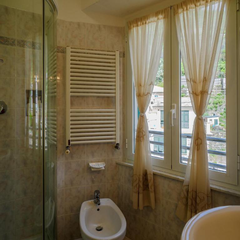 La Casa del Pastenello Family Apartment with AC - Two-Bedroom Apartment - 20