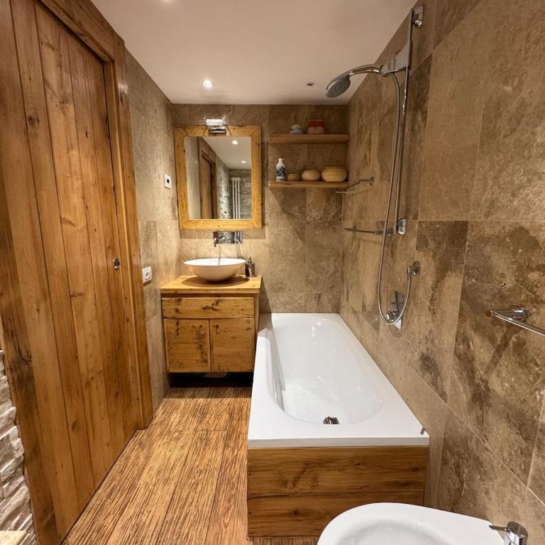 Exclusive Apartment on the Ski Slopes - Appartamento con 2 Camere da Letto - 10