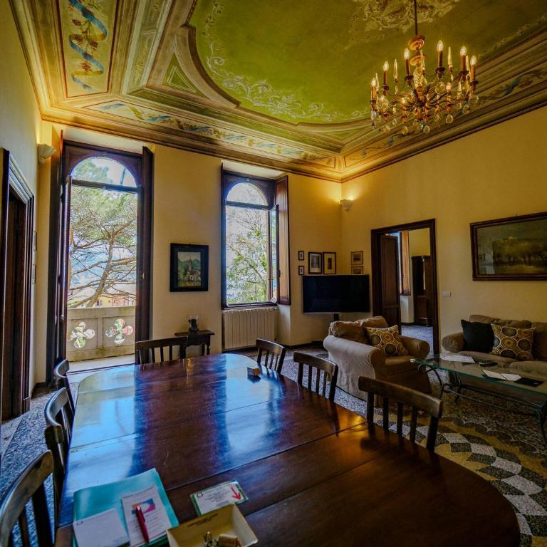 Villa Montale Historical Apartment I Limoni - Five-Bedroom Apartment - 56