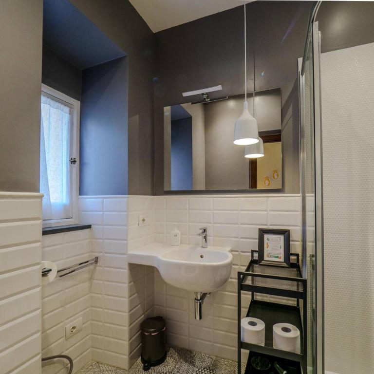 Villa Montale Historical Apartment I Limoni - Five-Bedroom Apartment - 61