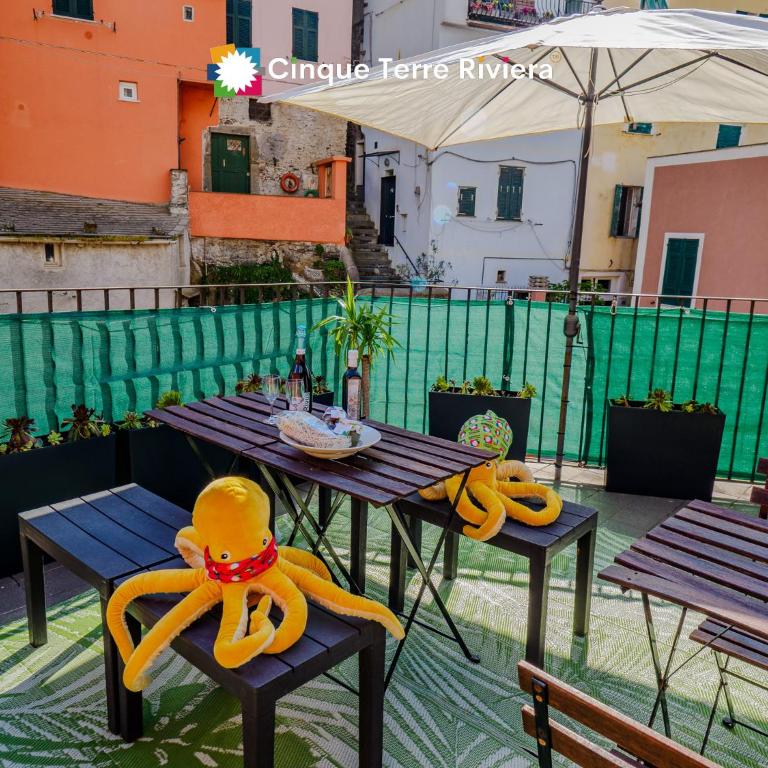 El Nin Apartment with Terrace & AC - Two-Bedroom Apartment - 2