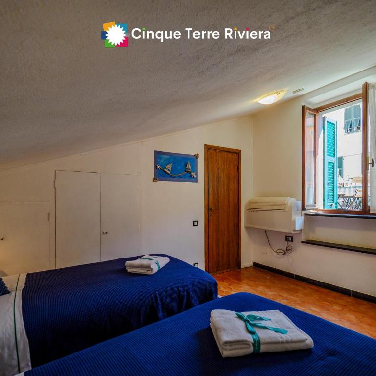 El Nin Apartment with Terrace & AC - Two-Bedroom Apartment - 15