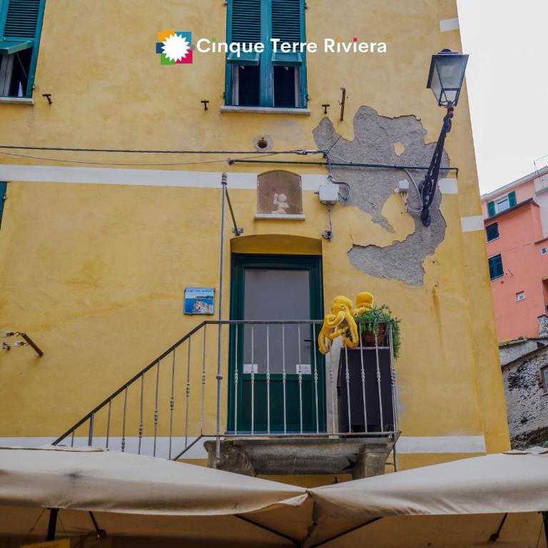 El Nin Apartment with Terrace & AC - Two-Bedroom Apartment - 32