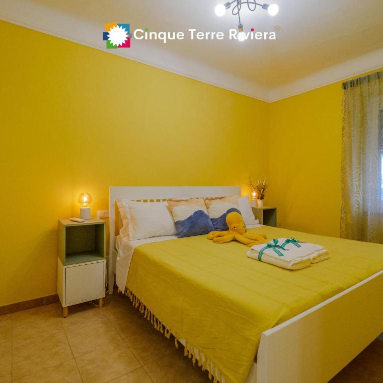 Ca' Bea Apartment with AC and Terrace - Two-Bedroom Apartment - 4