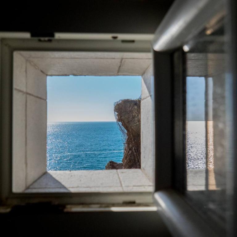 Unda de Ma Apartment with AC & Sea View Balcony - Three-Bedroom Apartment - 18