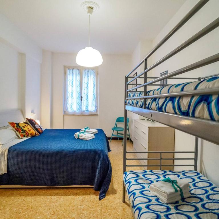 La Casa di Frida Family Apartment - Two-Bedroom Apartment - 6