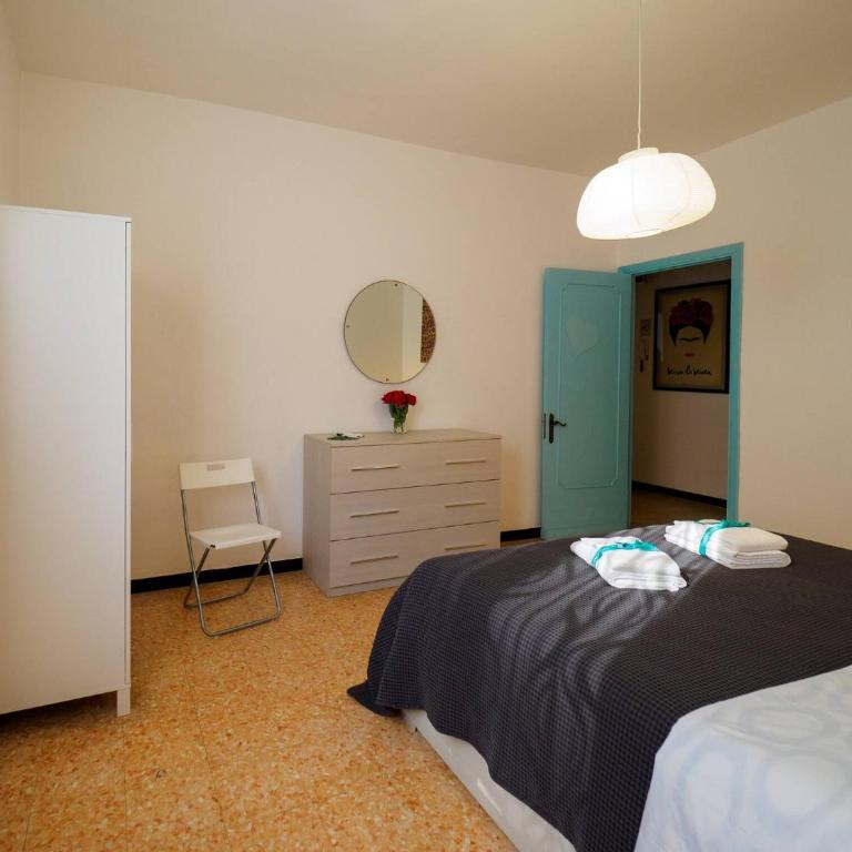 La Casa di Frida Family Apartment - Two-Bedroom Apartment - 12