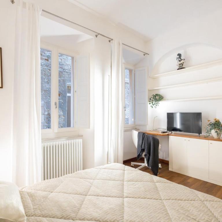 GuestHost - Historic Palace in the Heart of Siena - Two-Bedroom Apartment - 25