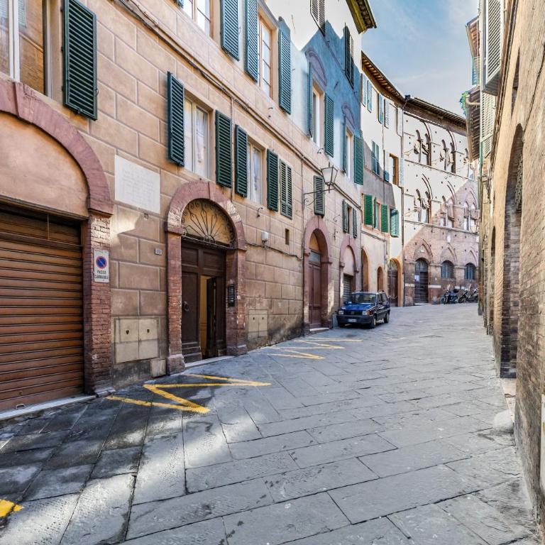 GuestHost - Historic Palace in the Heart of Siena - Two-Bedroom Apartment - 50