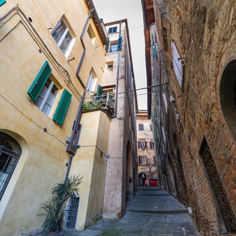 GuestHost - Historic Palace in the Heart of Siena - Two-Bedroom Apartment - 47