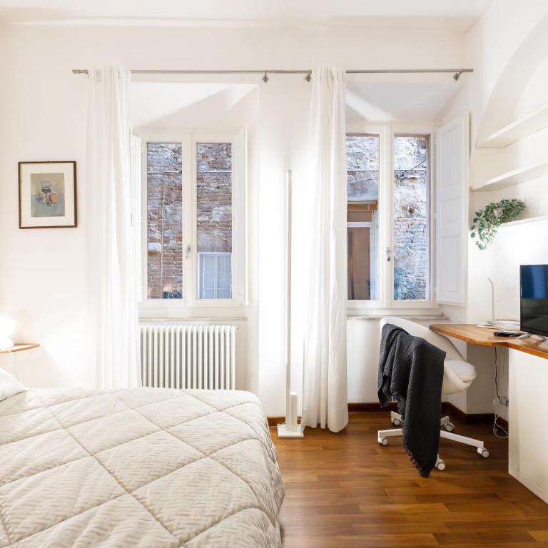 GuestHost - Historic Palace in the Heart of Siena - Two-Bedroom Apartment - 21
