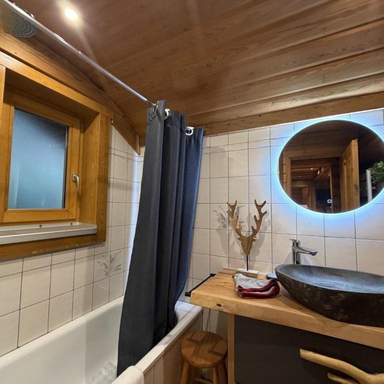 LE GRAND CERF Chalet en rondins avec SPA Jacuzzi - Chalet - 38