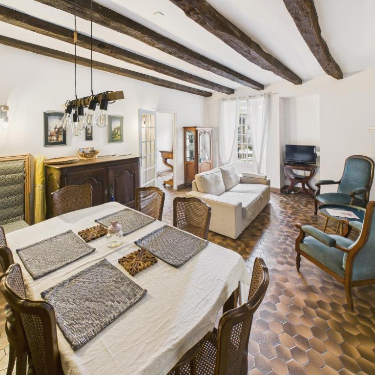 Maison pour 6 avec jardin, au coeur de Sarlat - Vacation Home - 2