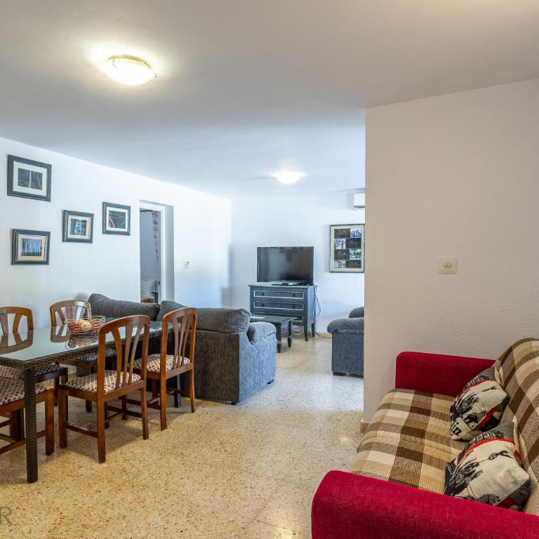 Inftour La Fustera Villa - Chalet de 3 dormitorios - 22