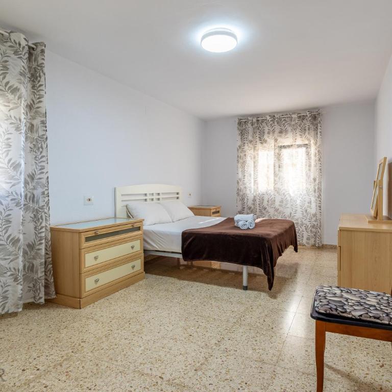 Inftour La Fustera Villa - Chalet de 3 dormitorios - 28