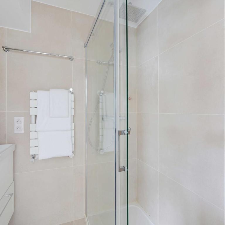A C 2P apartment with terrace and view of Paris - Appartement 1 Chambre - 5