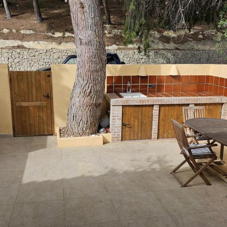 Bungalow Almendros by Live It - Three-Bedroom House - 5