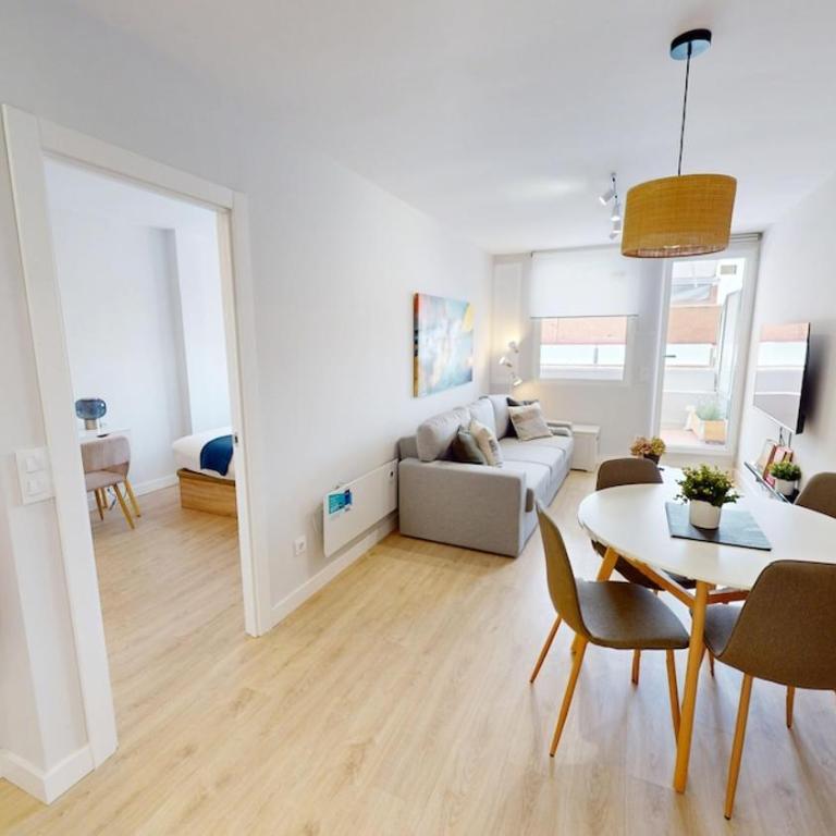 Stunning penthouse in Cuatro Caminos for 4 pax - Artistas 1 - Apartamento de 1 dormitorio con terraza - 12