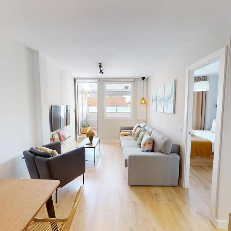 Stunning 2-bedrooms penthouse in Cuatro Caminos - Artistas 2 - Two-Bedroom Apartment with Terrace - 3