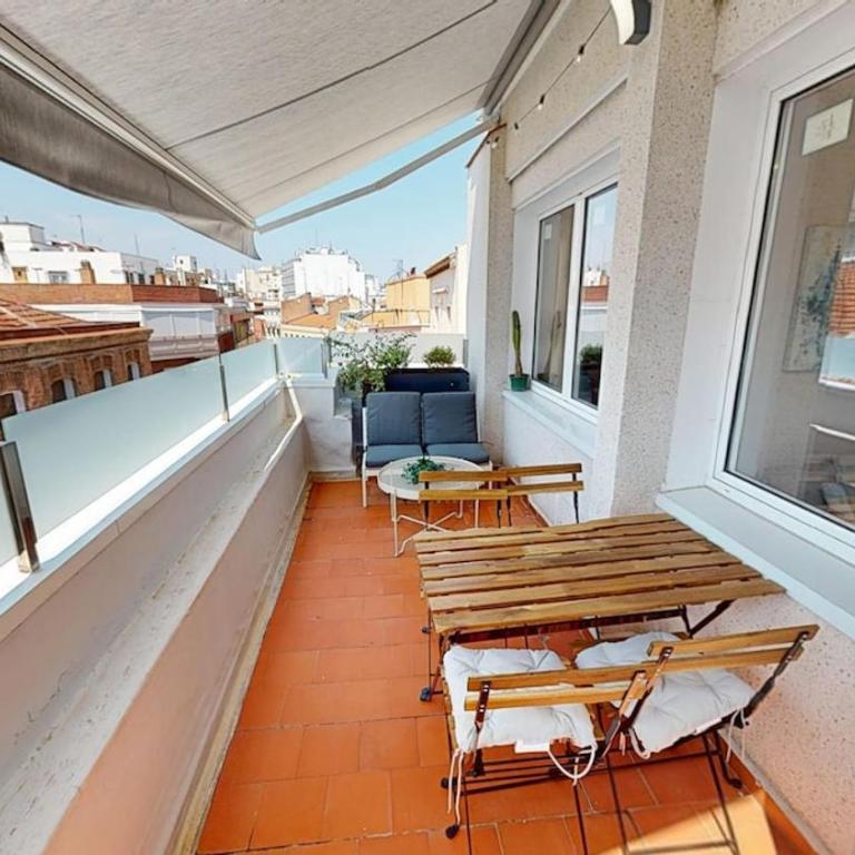 Stunning 2-bedrooms penthouse in Cuatro Caminos - Artistas 2 - Two-Bedroom Apartment with Terrace - 10