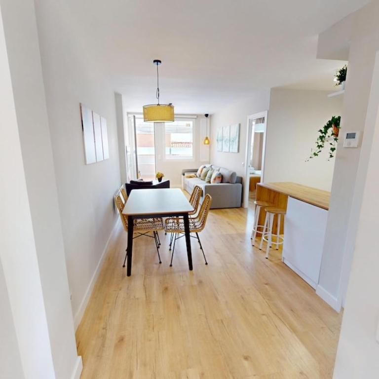 Stunning 2-bedrooms penthouse in Cuatro Caminos - Artistas 2 - Two-Bedroom Apartment with Terrace - 15