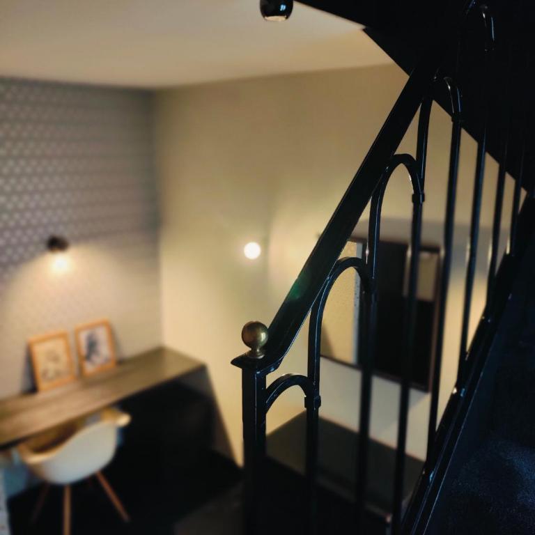 Hôtel Noir - Suite en Duplex (2 Adultes) - 6