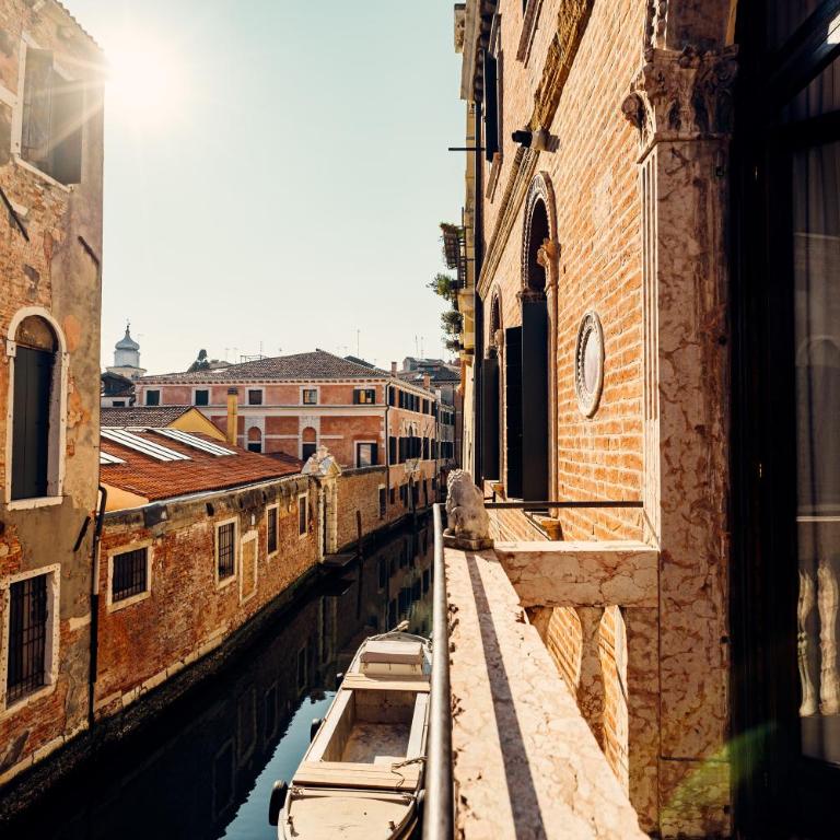 Casa Dei Pittori Venice Apartments - Appartamento Dimora Canaletto con 2 Camere da Letto e Balcone - 8