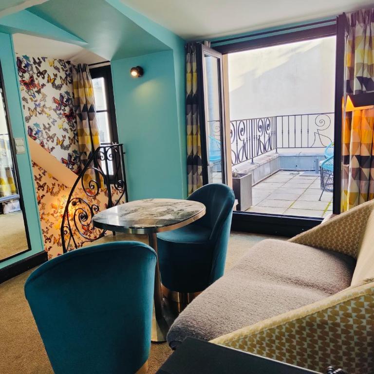 Hôtel Noir - Suite avec Terrasse - 7