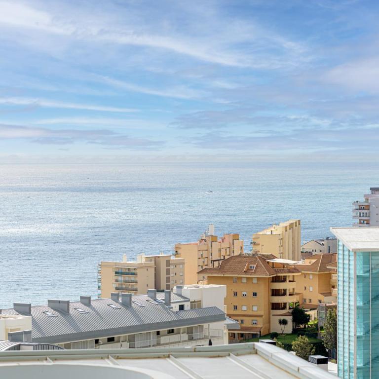 WintowinRentals Fuengirola Exclusive Sea View Apartment with Terrace, Pool and Parking - Apartamento de 2 dormitorios - 51
