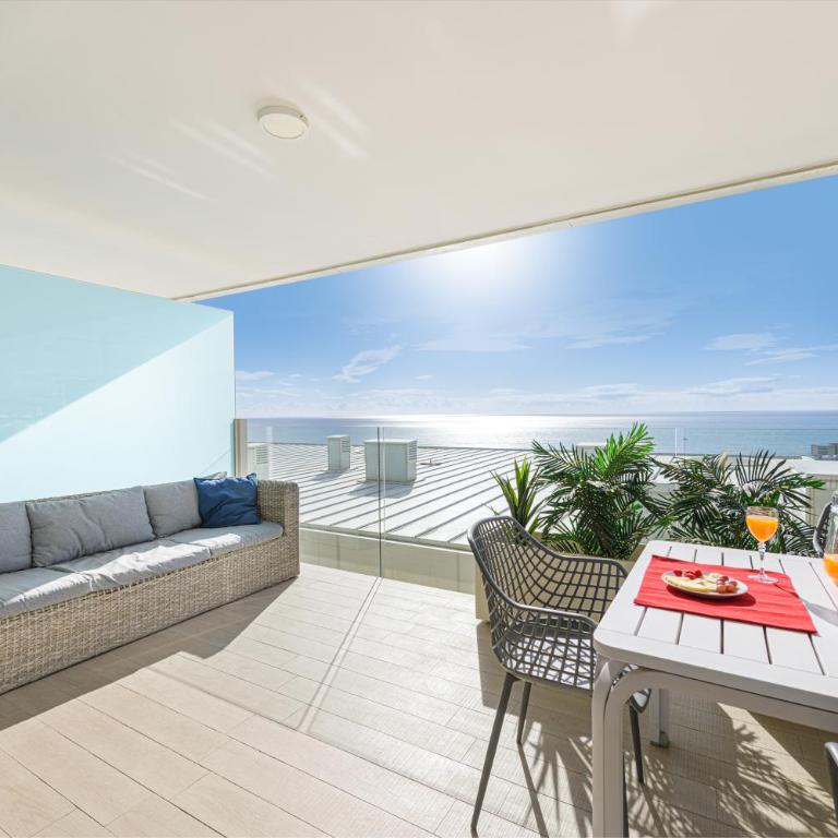 WintowinRentals Fuengirola Exclusive Sea View Apartment with Terrace, Pool and Parking - Apartamento de 2 dormitorios - 11