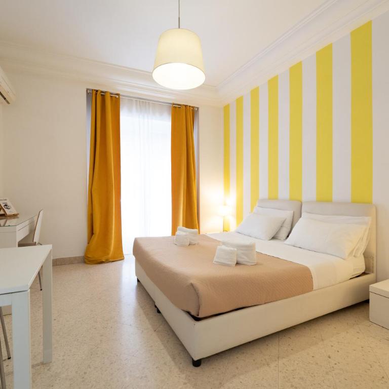 Palermo Central BB - Double Room with Private External Bathroom - 3