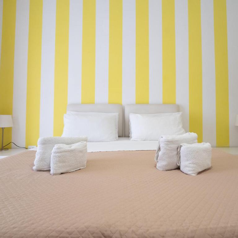 Palermo Central BB - Double Room with Private External Bathroom - 10