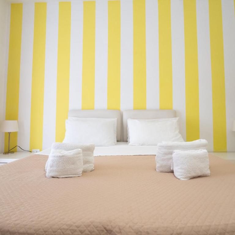 Palermo Central BB - Double Room with Private External Bathroom - 9