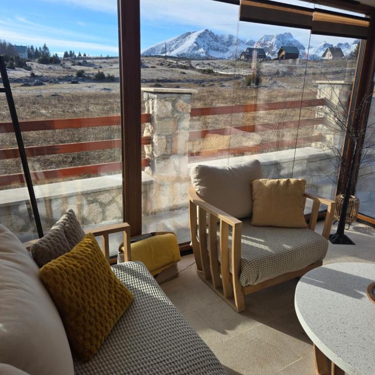 Monte Bella - Three-Bedroom Villa - 3