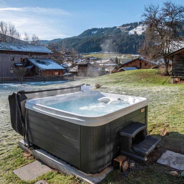 Chalet La Rose de Clairiere Morzine - BY EMERALD STAY - Five-Bedroom House - 5