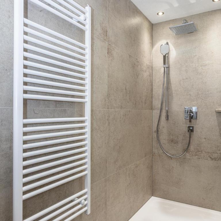 Ferienwohnungen Hausbacher-Bichlhof - Apartment mit 2 Schlafzimmern und Dusche - 36