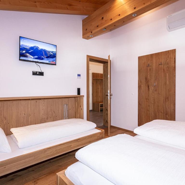 Ferienwohnungen Hausbacher-Bichlhof - Apartment mit 2 Schlafzimmern und Dusche - 15
