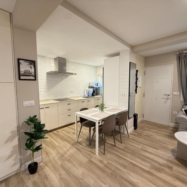 Nervion Apartments Sevilla - Apartamento de 3 dormitorios - 27