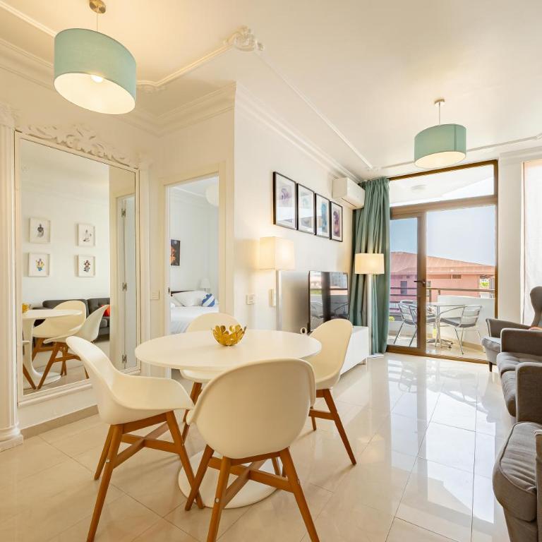 HDFM Collection - Yumbo Centrum - Two-Bedroom Apartment - 1
