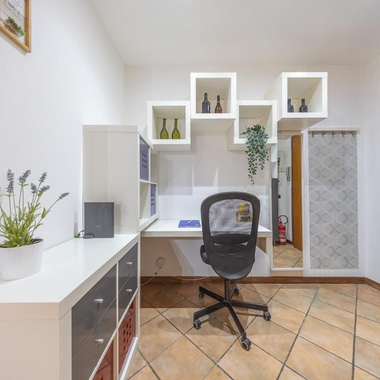 Vatican Home with Private Patio near San Pietro - Appartamento con 1 Camera da Letto - 22