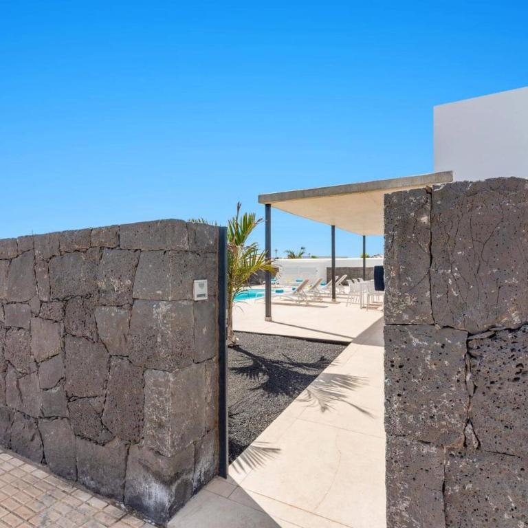 Villa Tigotan by Villa Plus - Villa - 23