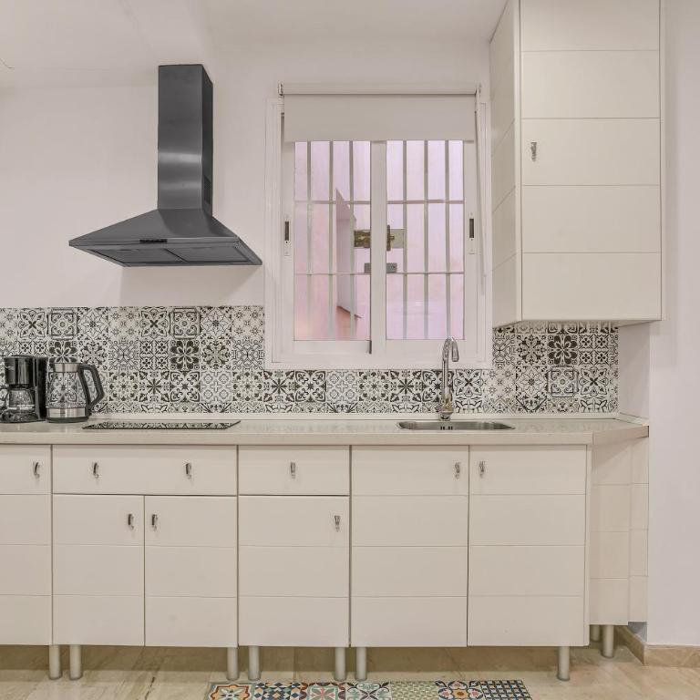 Larios Steps II & Heart of Málaga by ELE Apartments - Apartamento de 2 dormitorios - 9