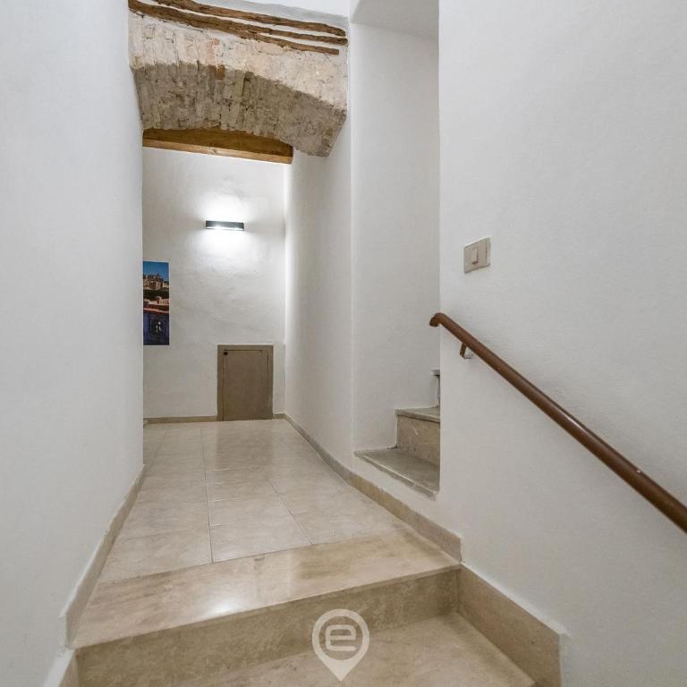 Studio 73 - Appartamento con 1 Camera da Letto - 25