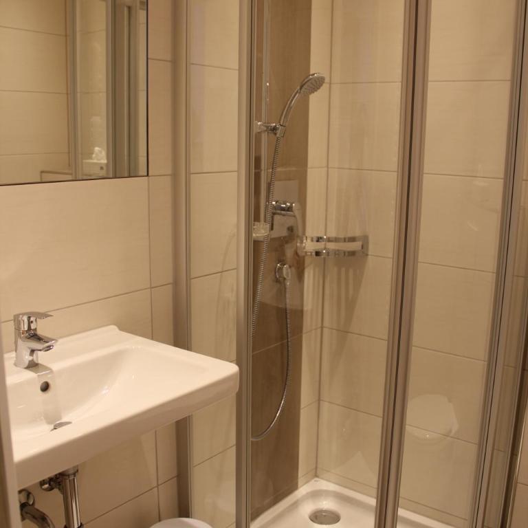 Landhaus Sailer - Apartment mit 3 Schlafzimmern - 11