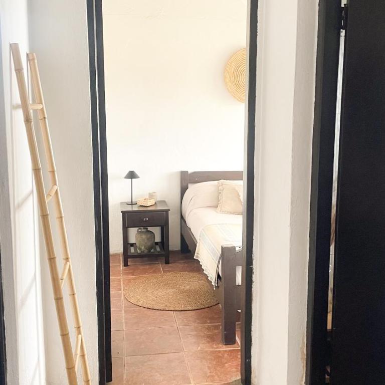 El Bonito Hostel - Double Room with Shared Bathroom - 4