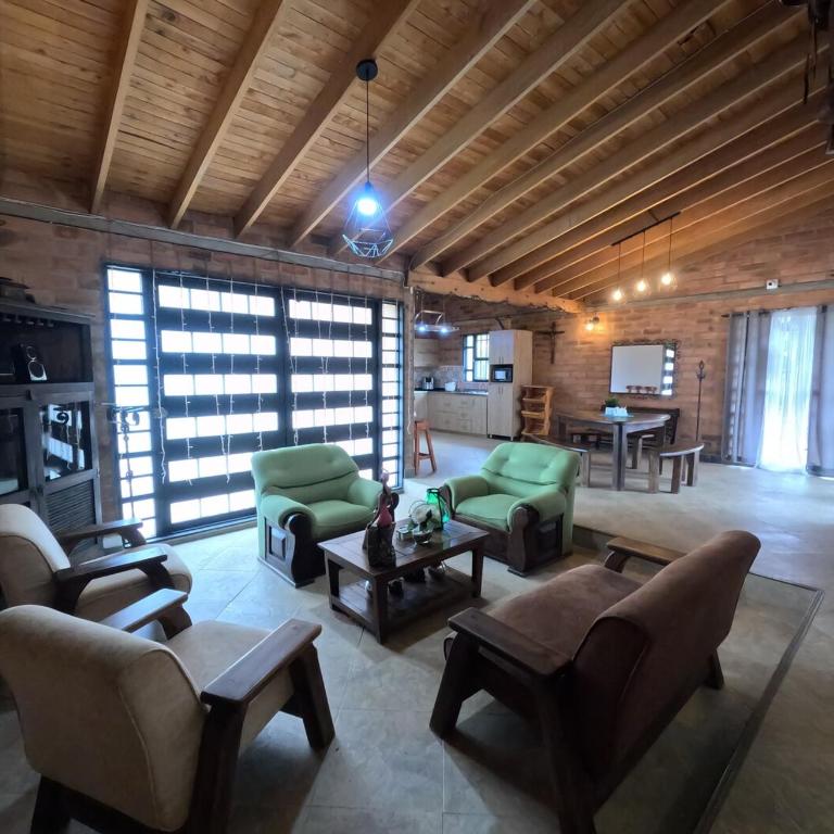 Villa El Colibri - Three-Bedroom House - 20