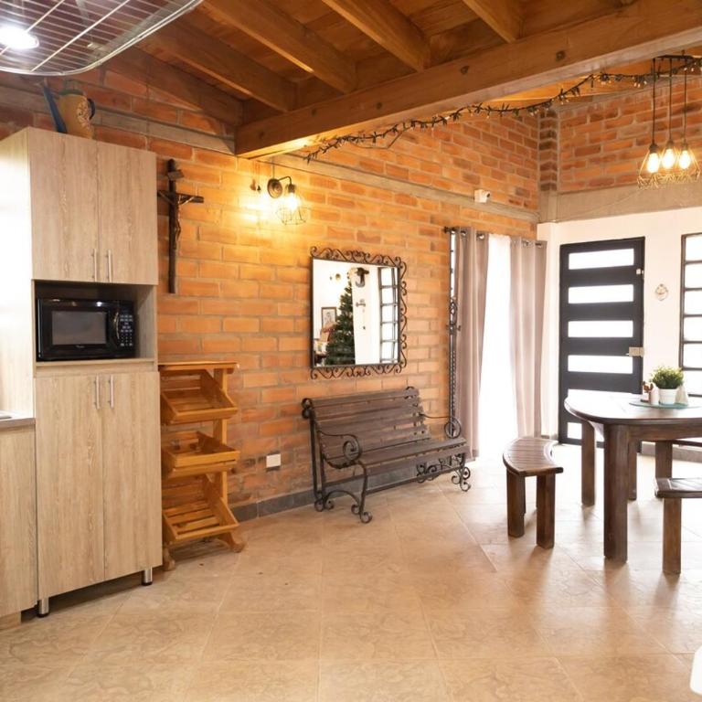 Villa El Colibri - Three-Bedroom House - 28