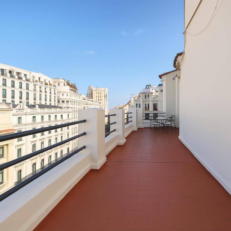 AmazINN Boutique Madrid Canalejas - Penthouse Apartment - 29