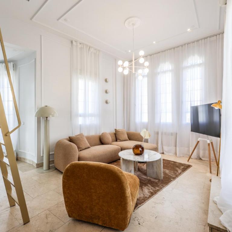 AmazINN Boutique Madrid Canalejas - Penthouse Apartment - 3